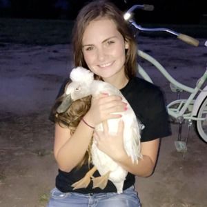 Meet your Posher, Anny